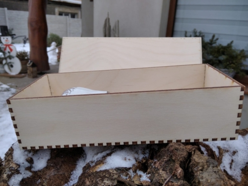 krabička z březové překližky